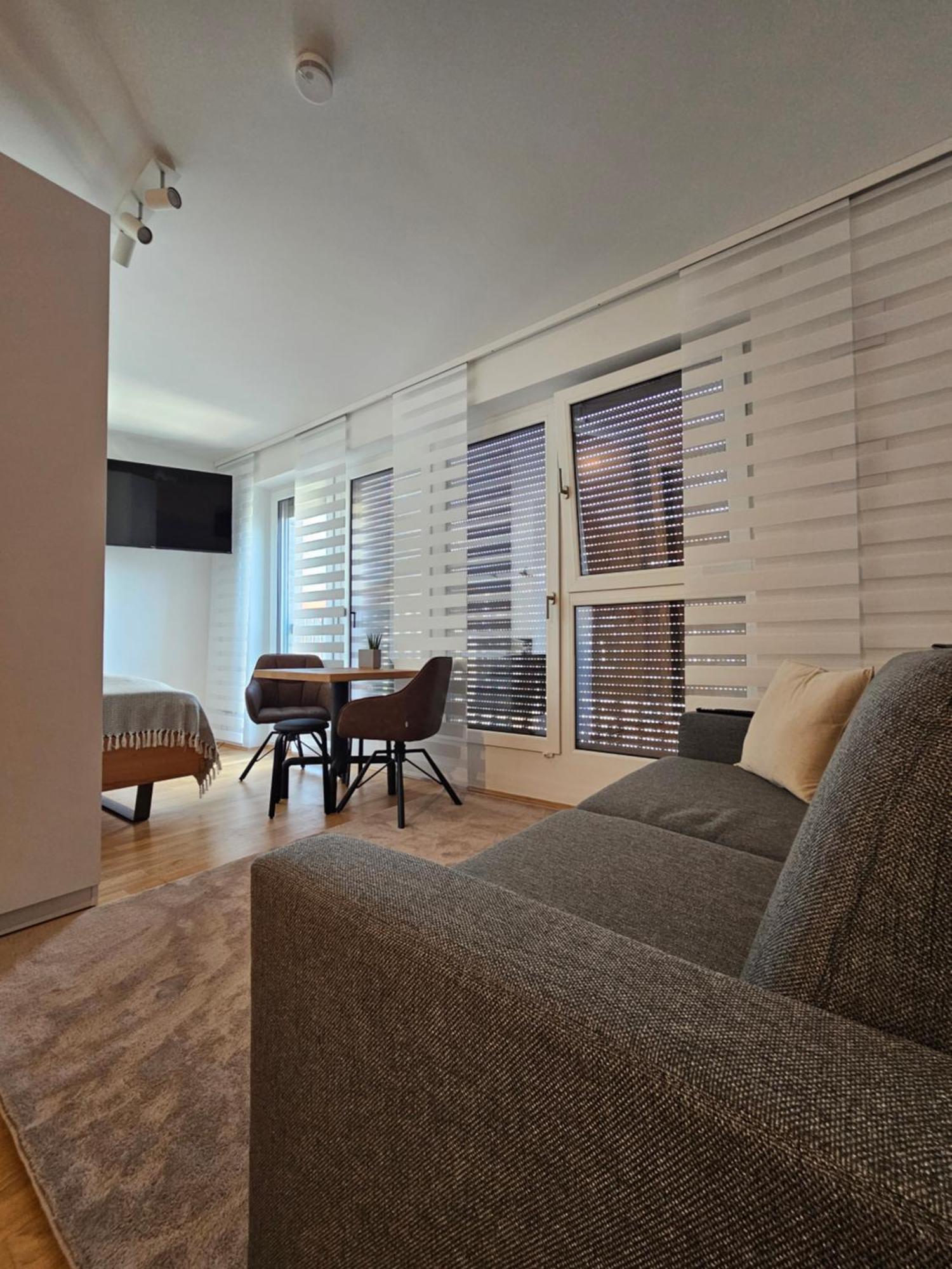 High Class - Design Apartment - Favorite Place - Full Equipment - Public Transport Neurenberg Kamer foto